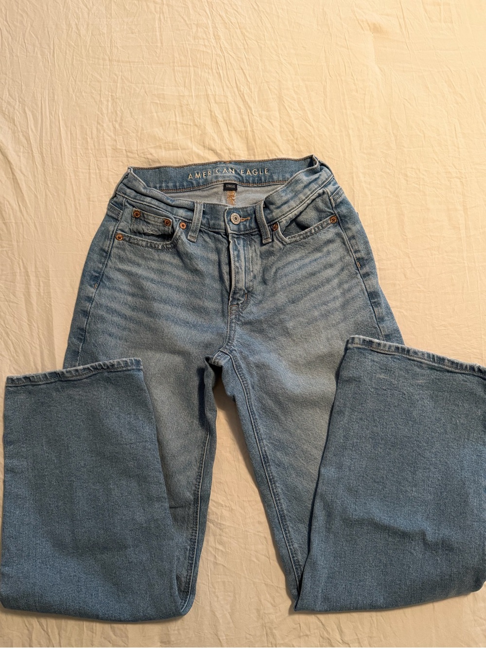 American Eagle Outfitters High-Rise Light Wash Straight Jeans